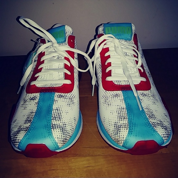 Puma Men's 9.5 D Soft Foam Athletic Shoes - Picture 2 of 6